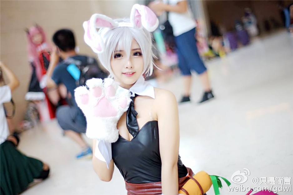 й90ŮCoserֻǼɹ˽