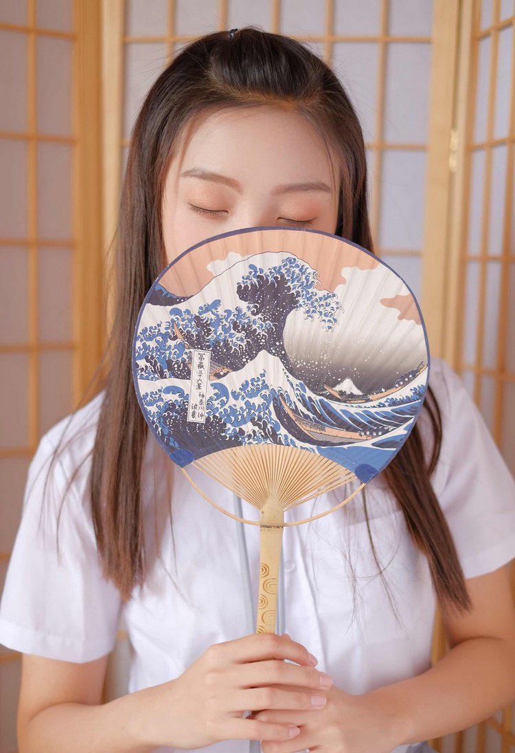 ŮϲԸ˽Ƭ