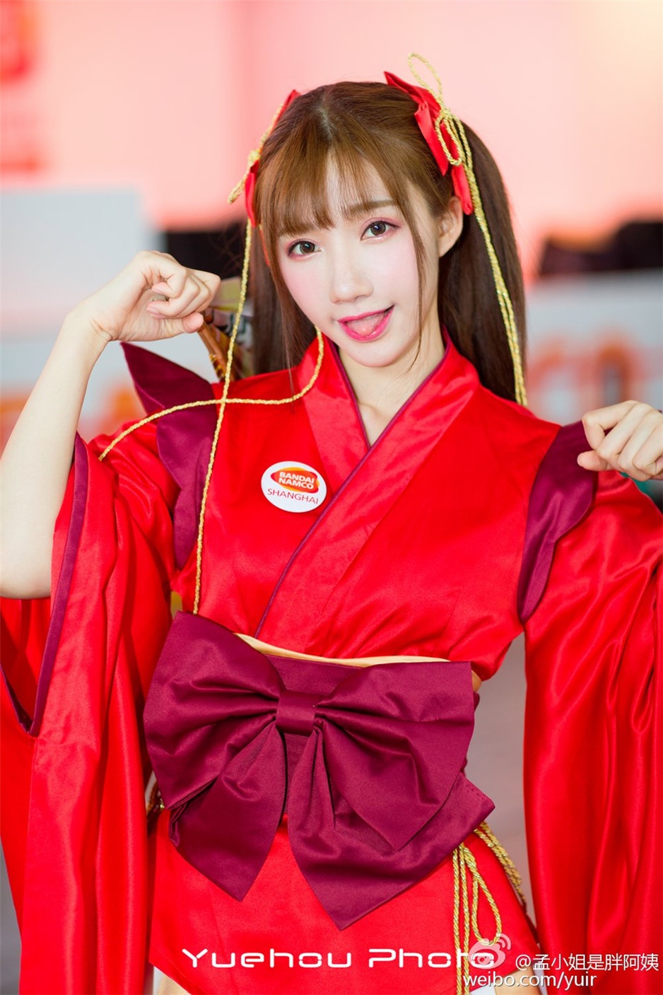 崿УYuri˽
