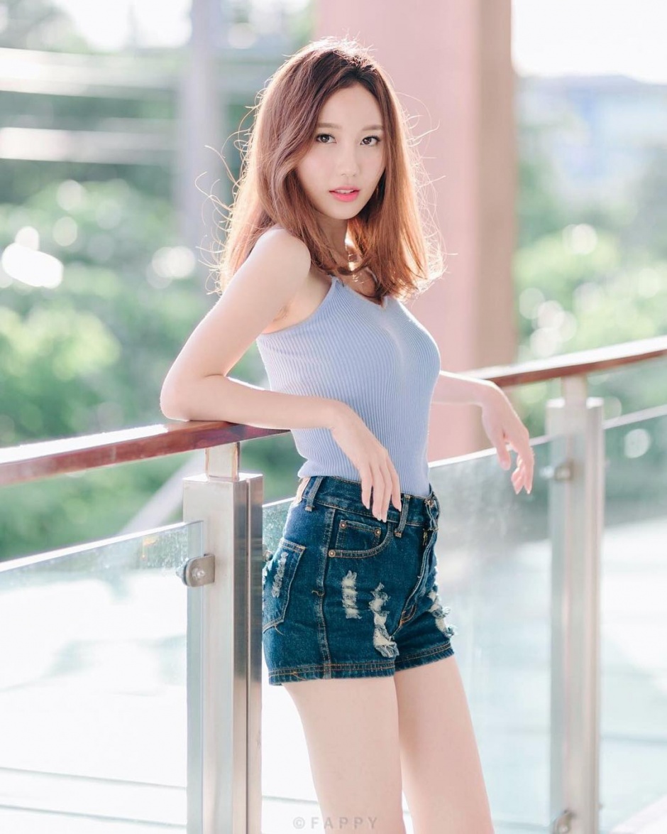 ֵŮMay Sitapha崿Ψд