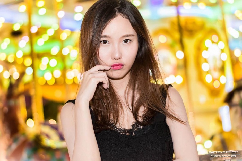ֵŮMay Sitapha崿Ψд