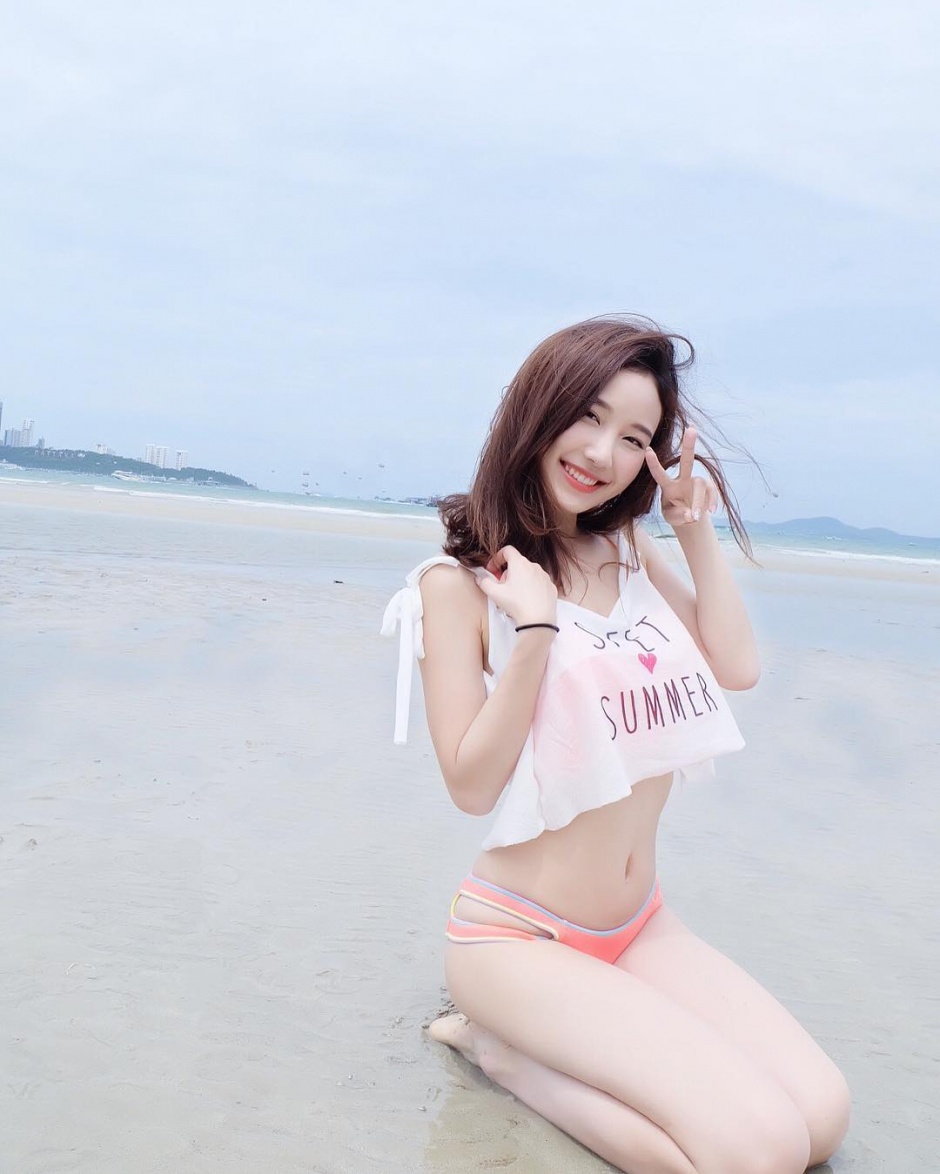 ֵŮMay Sitapha崿Ψд
