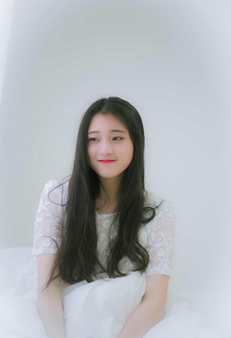 网络大胸美女于姬Una养眼写真图集