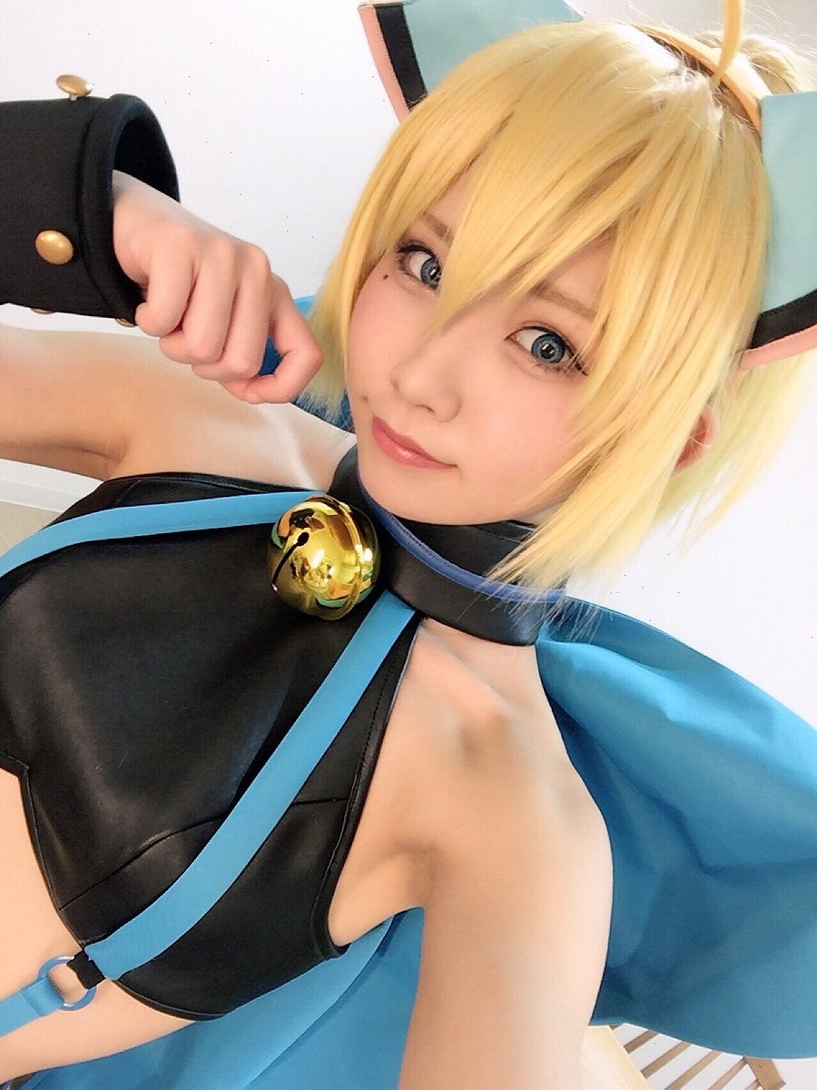 日本美少女Enako私房自拍照性感迷人