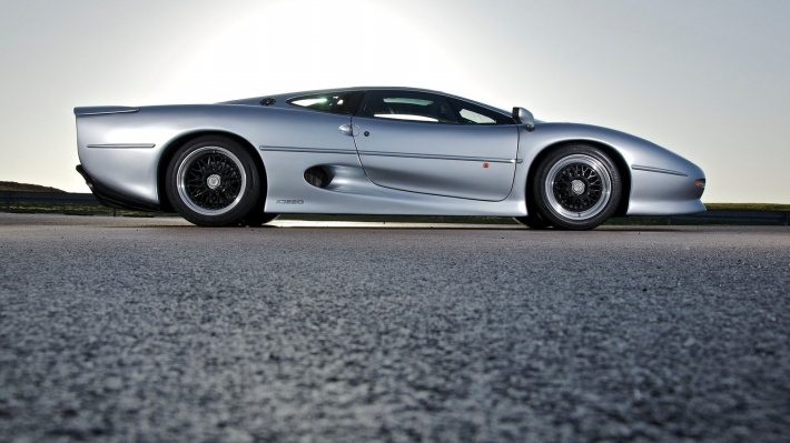 ݱXJ220ܳԱֽ