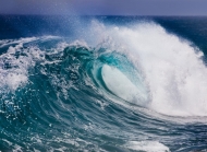 波涛滚滚的海浪摄影图片