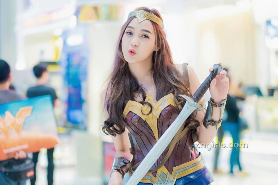 ̩ŮPichyada Chatkamjaroen崿˽д