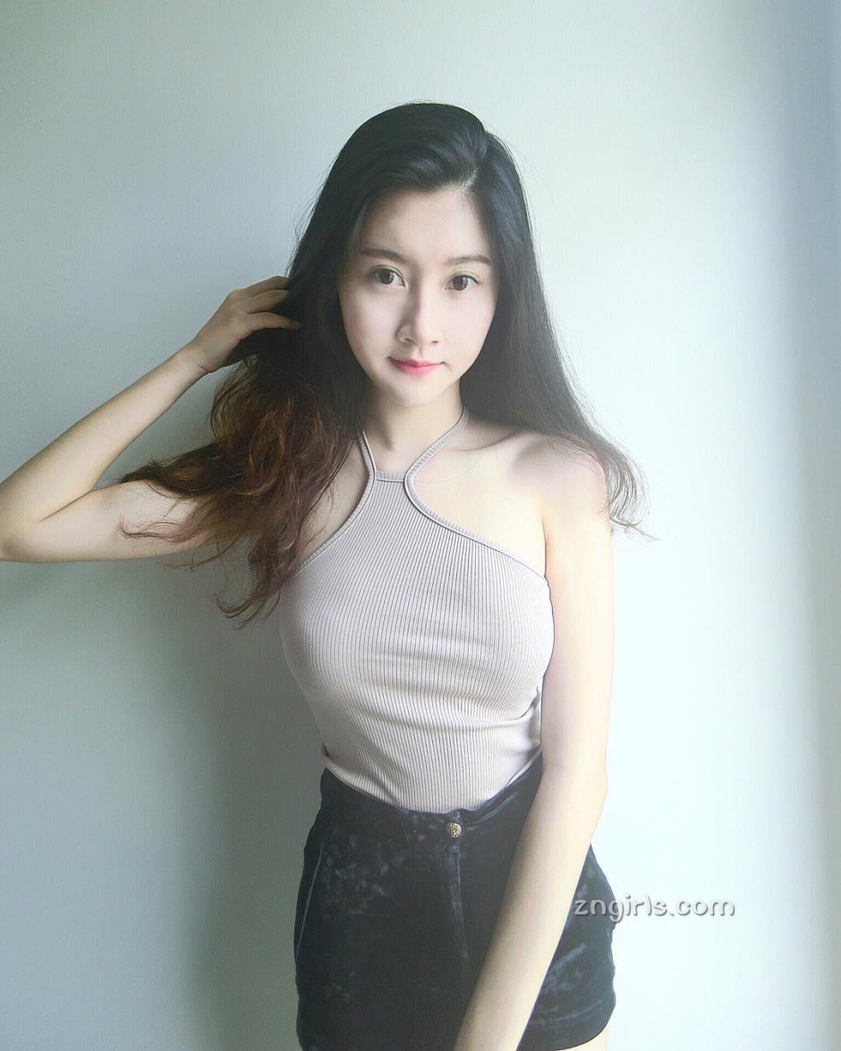ŮģEvelynyinn˽д