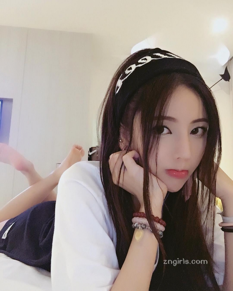 ԸŮϫ˽д