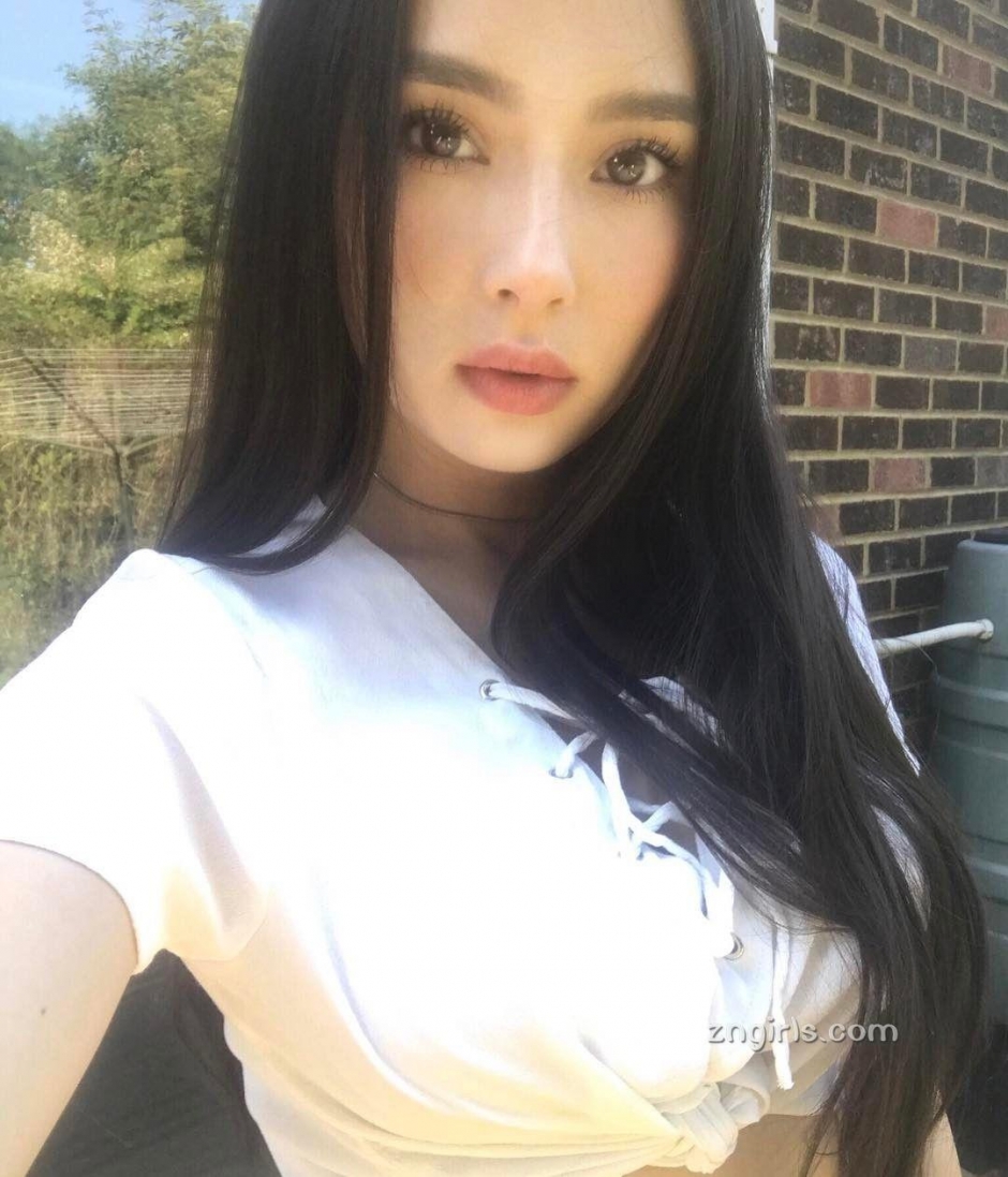 ̩ŮLuna PloyԸбȻд