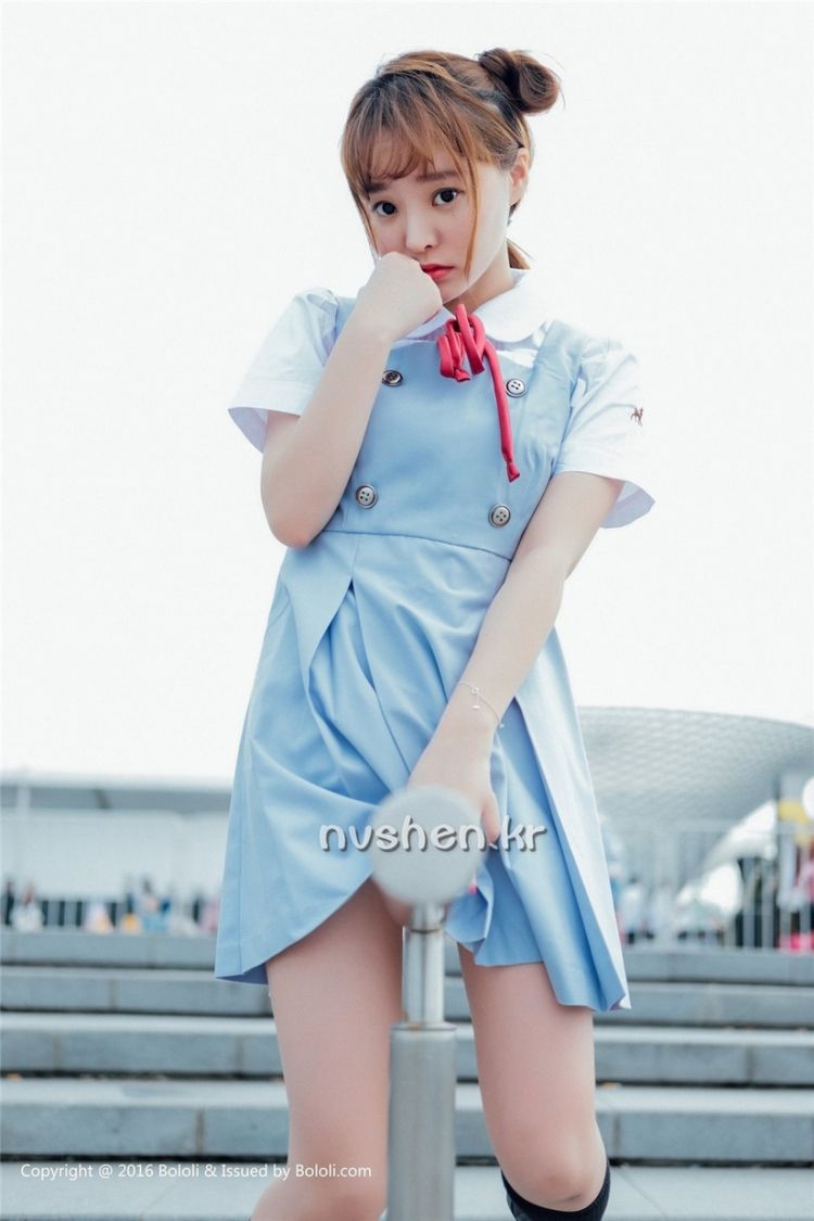 纹身美女Meow喵喵哒比基尼写真火辣诱人