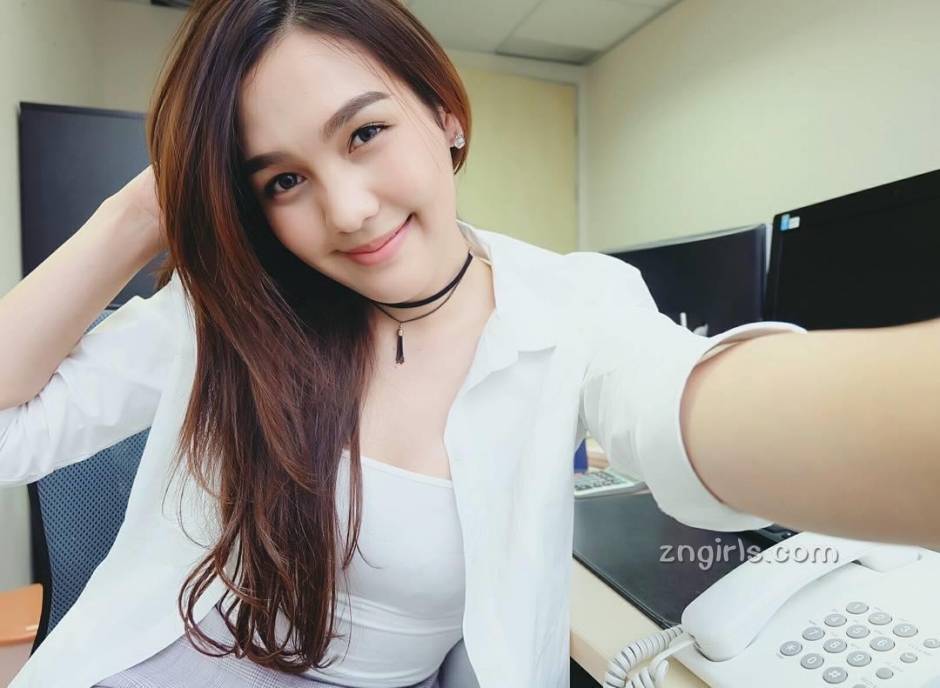 ̩ŮPichyada Chatkamjaroen崿˽д