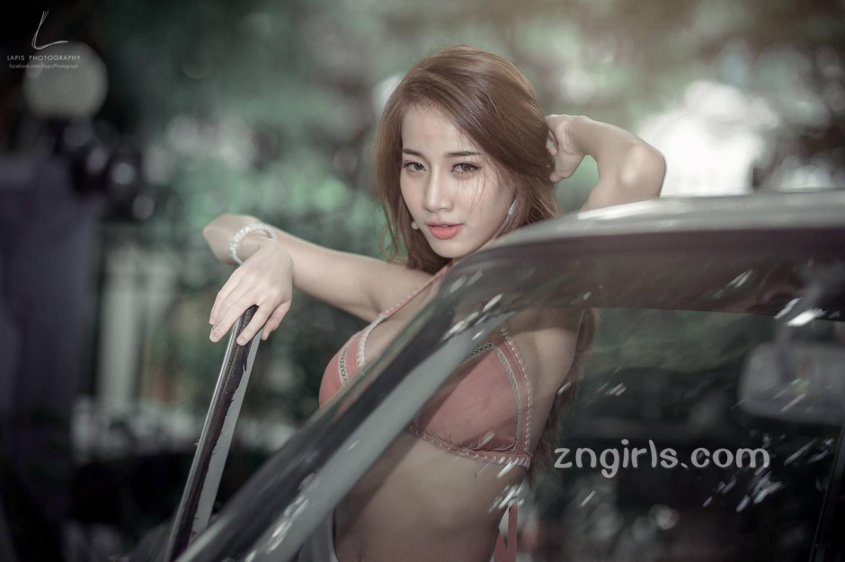 ̩ŮPichana Yoosuk˽д