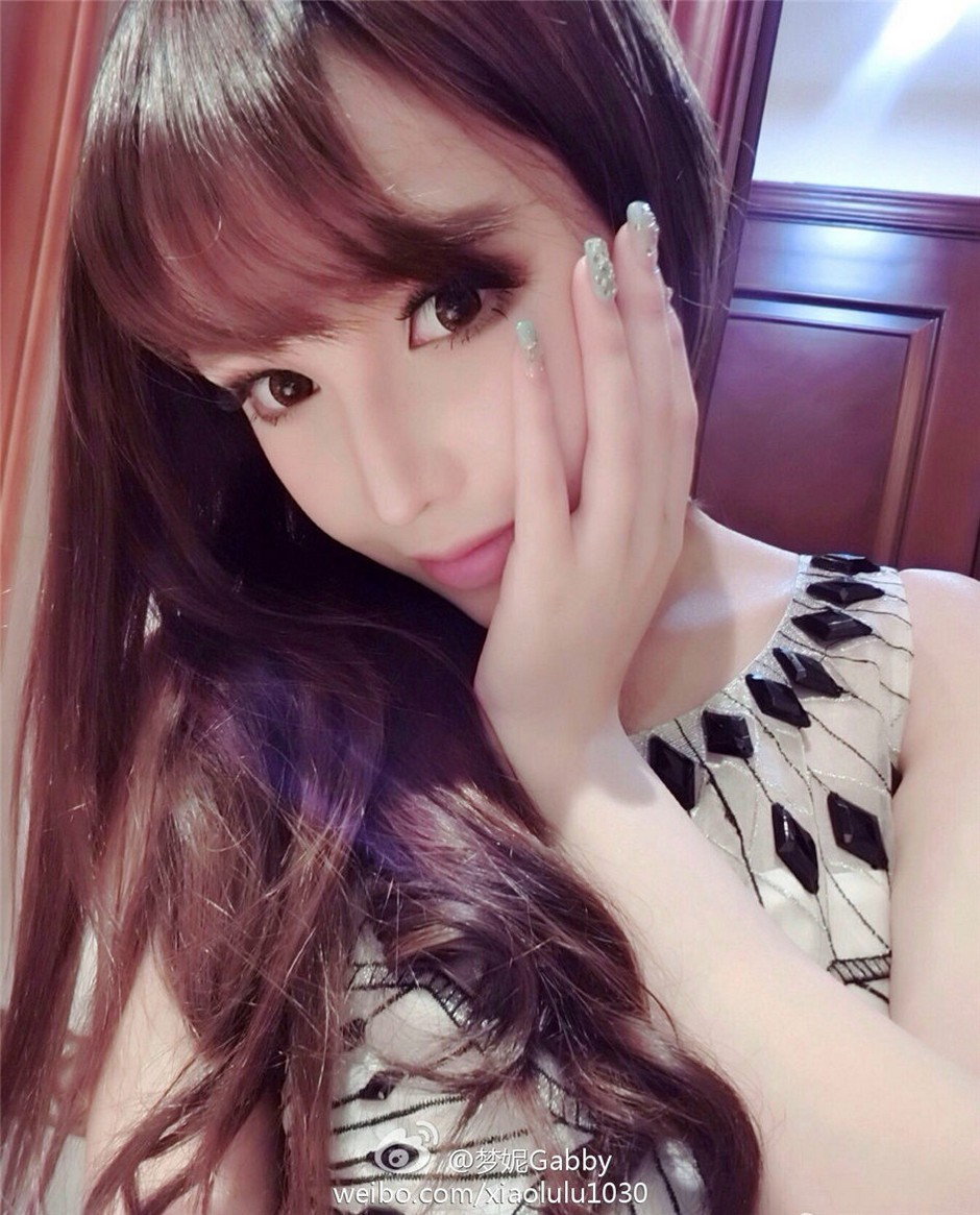 ڻѪԸ˿ѩLisaǶ