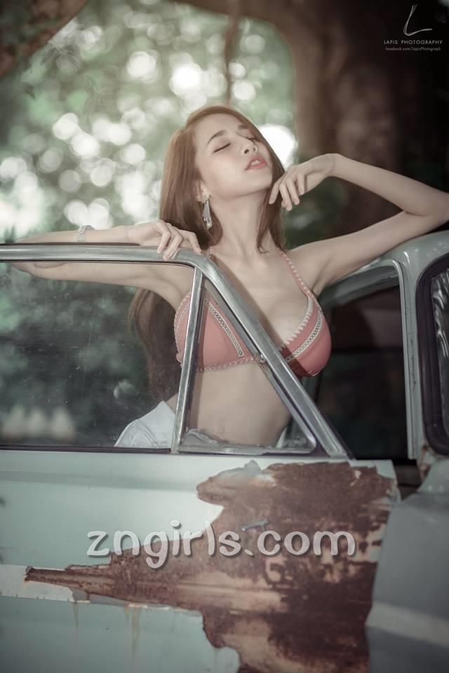 ̩ŮPichana Yoosuk˽д