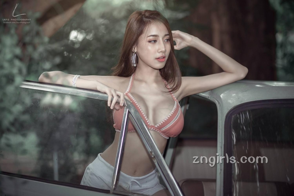̩ŮPichana Yoosuk˽д