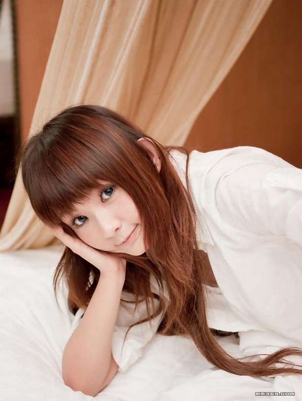 ޳ŮIreneԡԸдͼƬ(1/24)