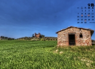 2015年9月日历意大利托斯卡纳草原风景图片1下载
