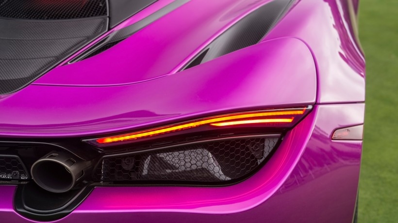 2017 McLaren  720S Fux Fuchsiaֽ