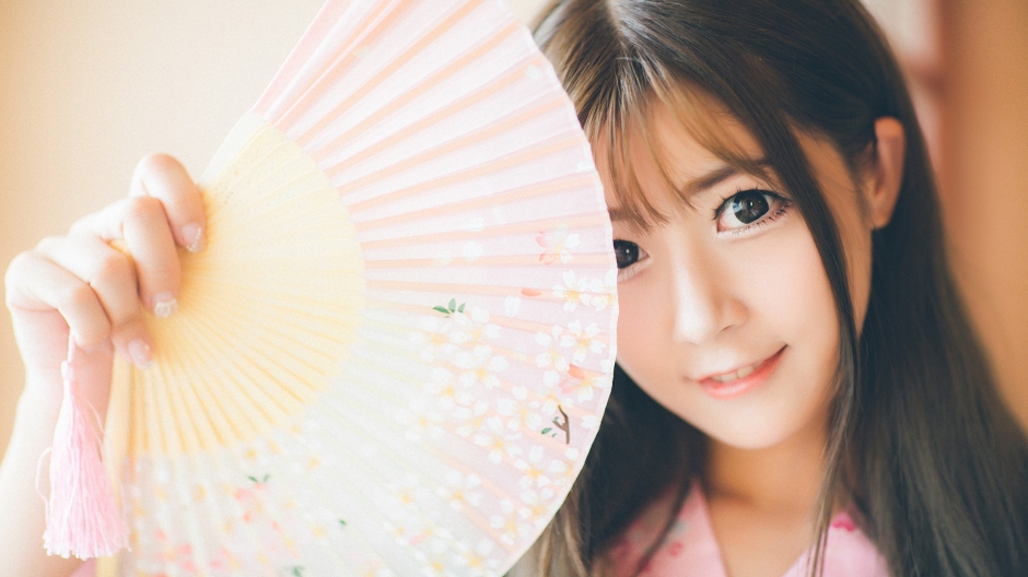 长发和服美女唯美写真图片桌面壁纸