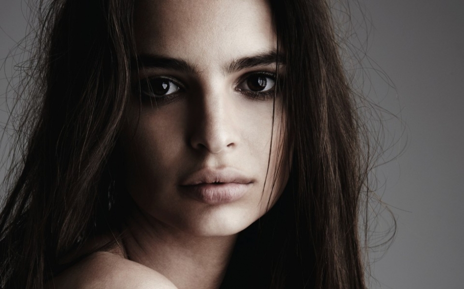 ģƷ˹ Emily Ratajkowskiֽ