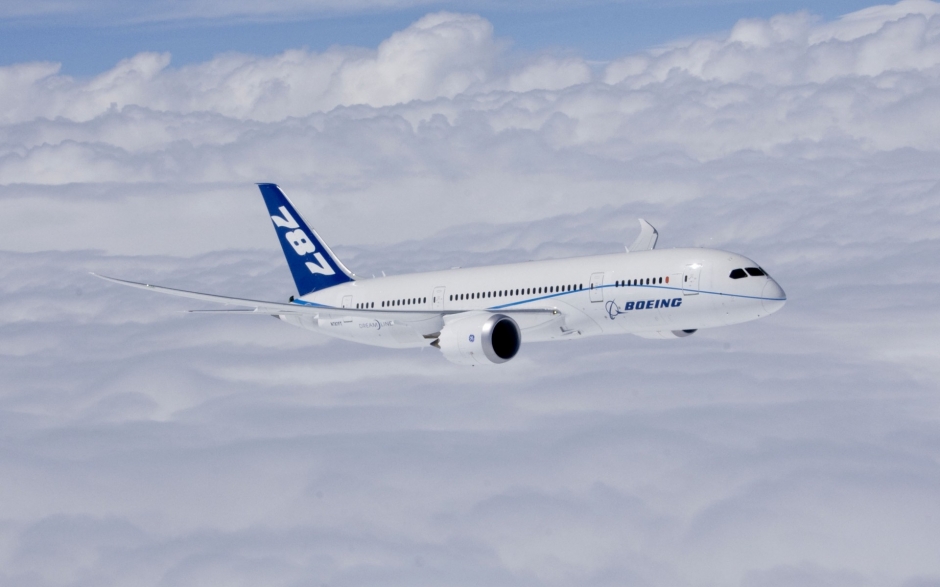 787 ͻ Dreamliner