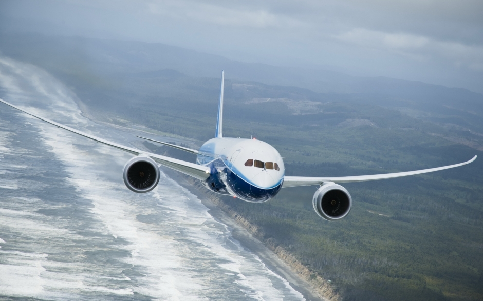 787 ͻ Dreamliner