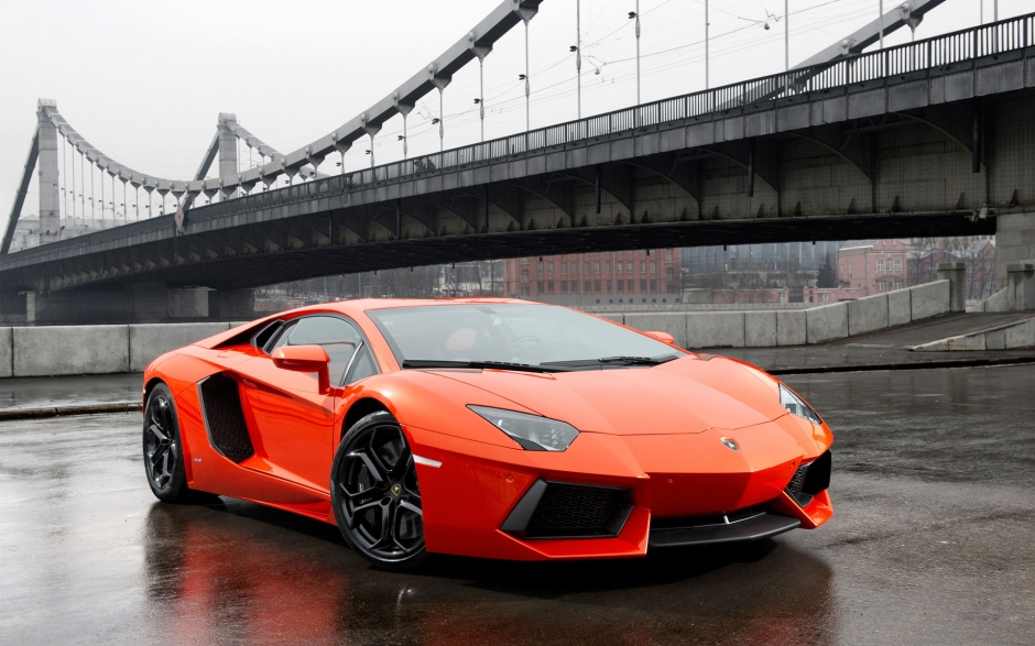 2012 LP700-4ֽ