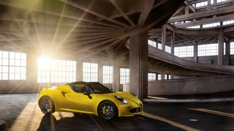 2018 Alfa Romeo 4C Coupe and Spiderֽ