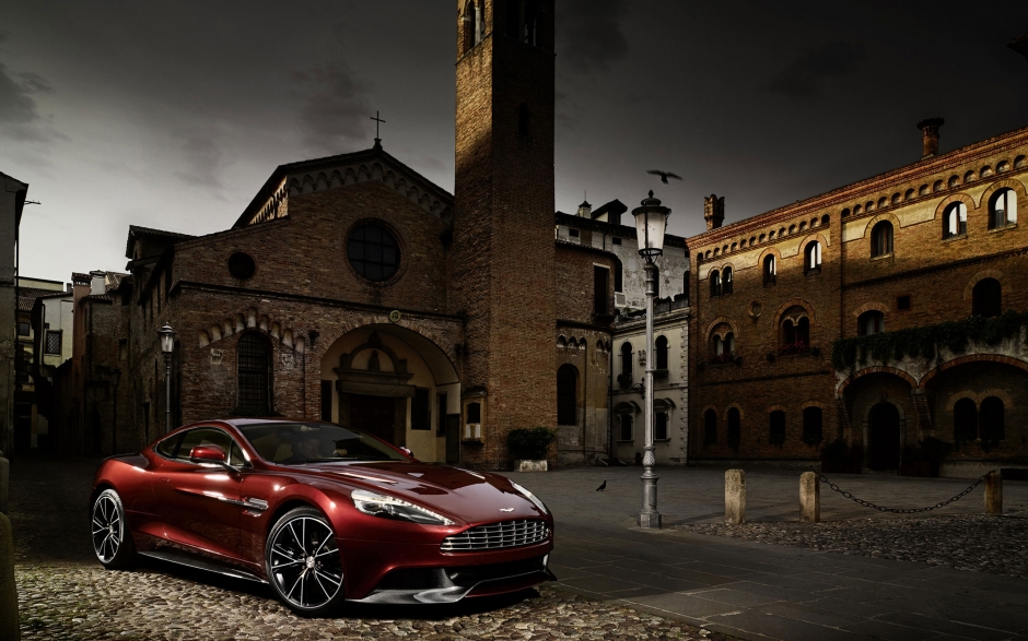 2013˹١AM 310 Vanquishܳ