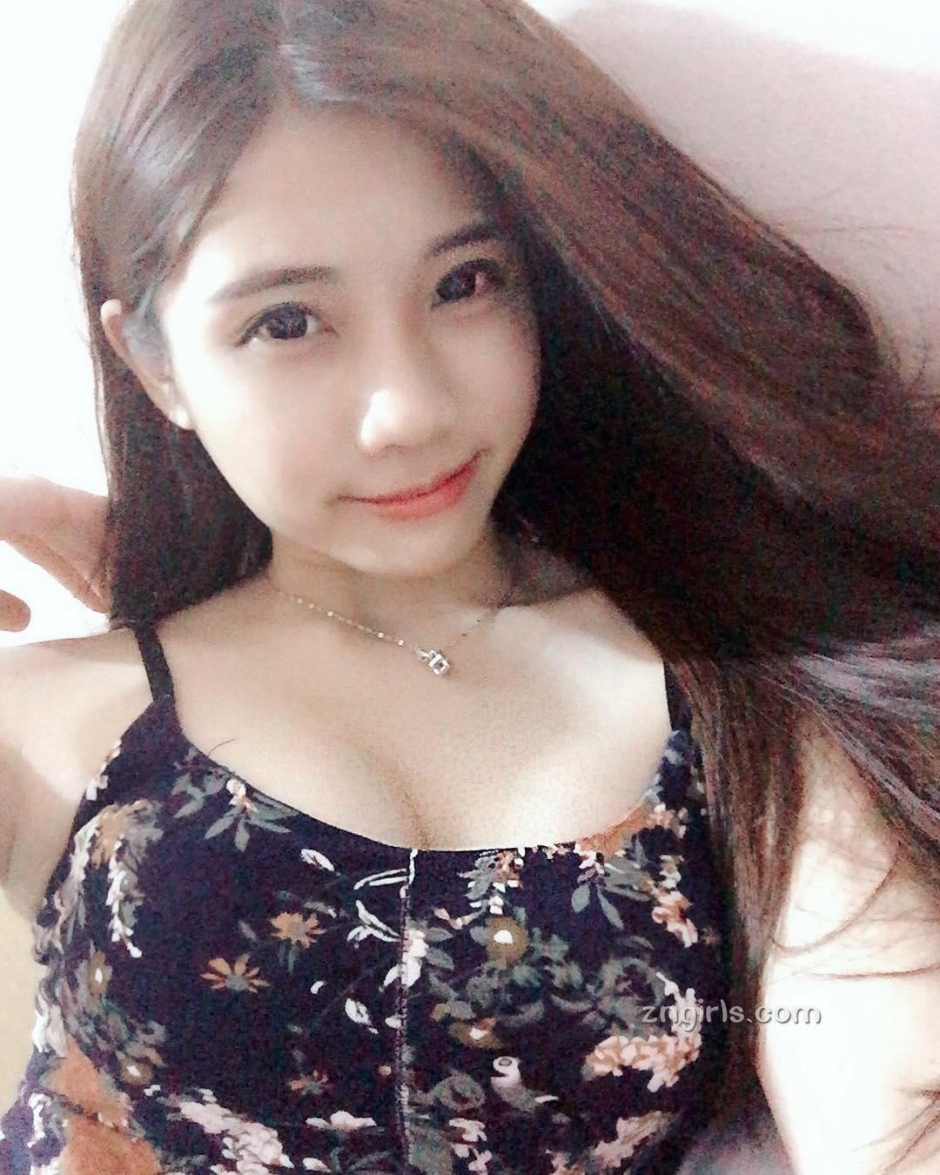 Rainy Lly 毺ϵŮ