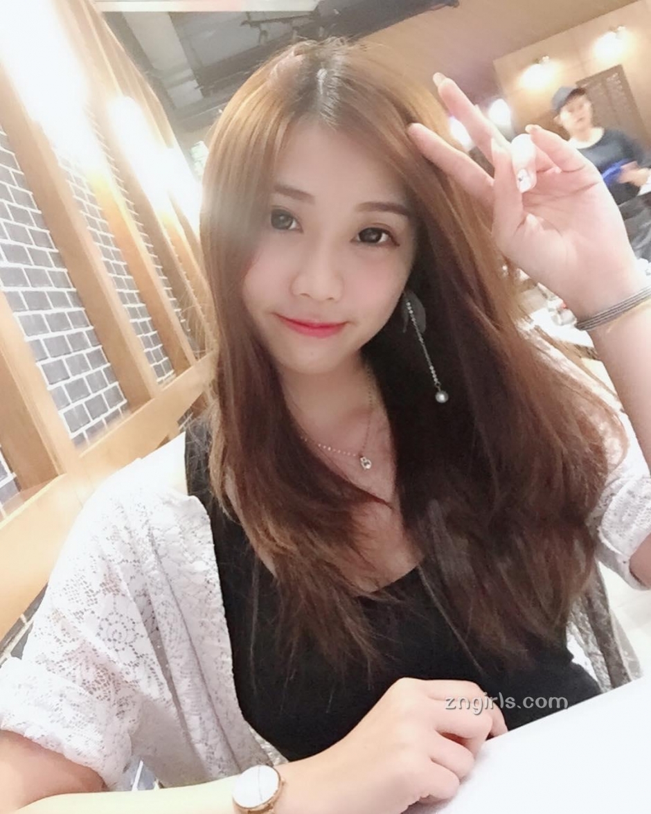 Rainy Lly 毺ϵŮ
