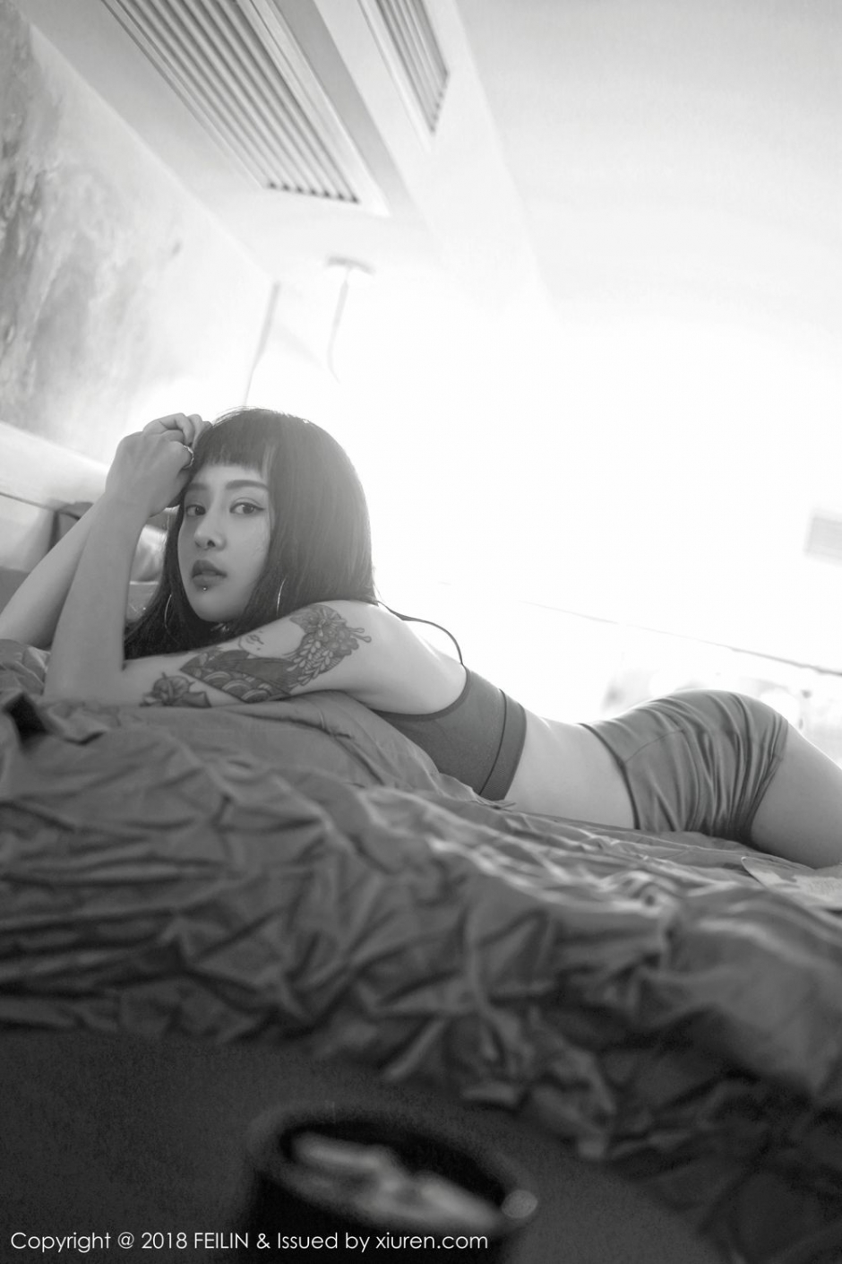 ģYvette ڰ׷