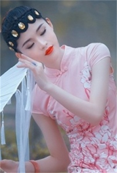 中国风妩媚高开叉性感旗袍美人优雅知性女人味十足国模私拍