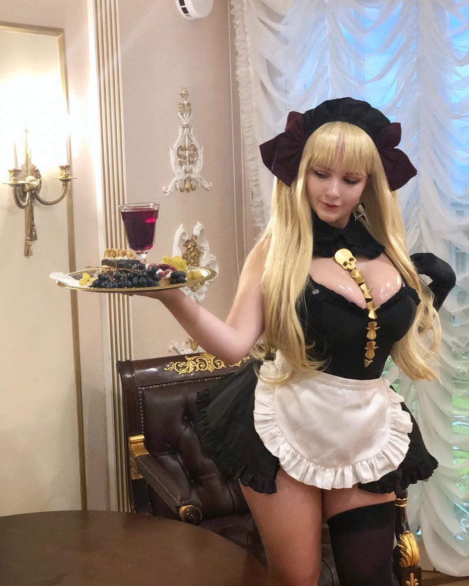 俄罗斯大胸模特性感大尺度cos大胆欧美写真集