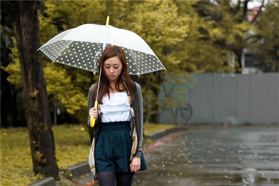 波霸巨乳美女杨晨晨办公室OL制服诱惑丝袜美腿人体艺术摄影