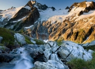 山水溪流精美高清大自然风景壁纸图片
