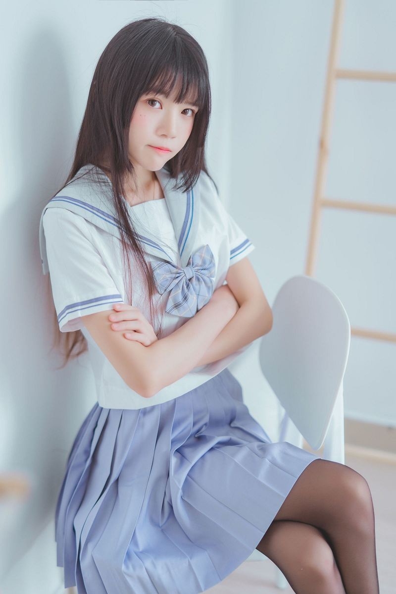 ͯ崿У԰˿Ůɰд