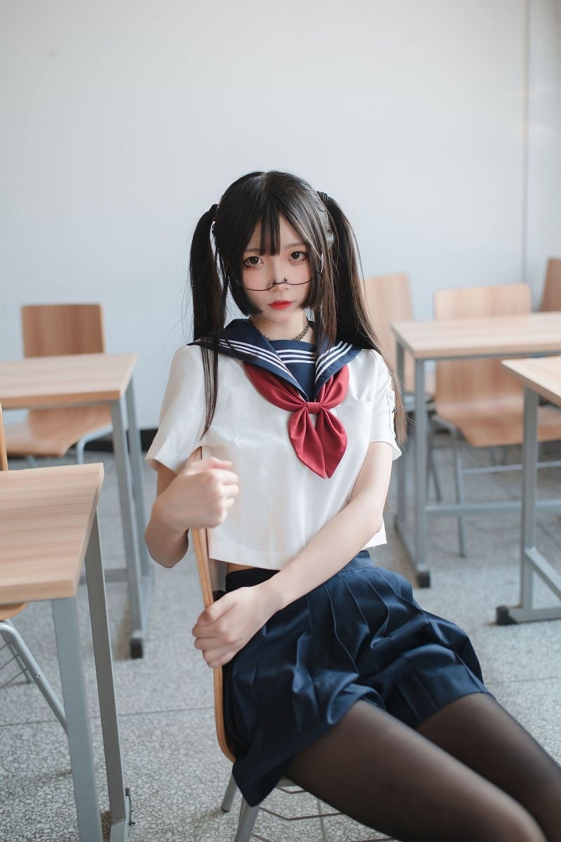 Ը˫βУ԰Ů˿д