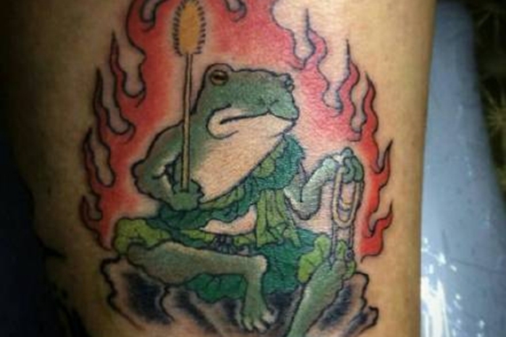 日式传统青蛙个性手臂纹身效果图