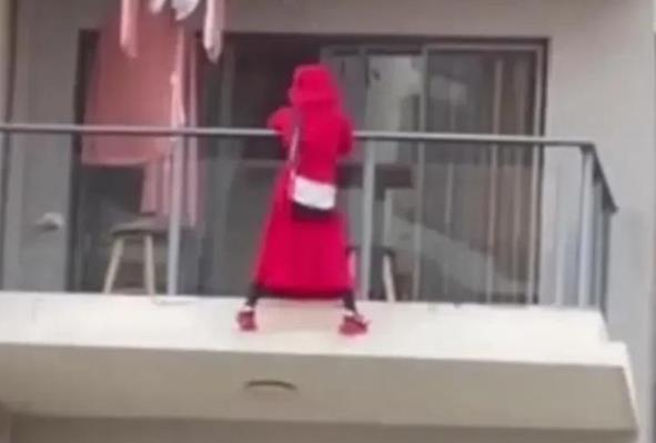 三亚女子跳楼是为何？还穿着红衣服？