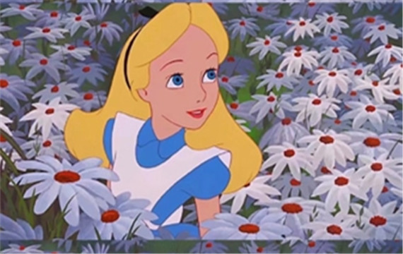 美丽又可爱的爱丽丝公主拼图特效三张照片