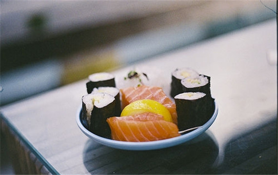 美味的月饼寿司精美美食图片
